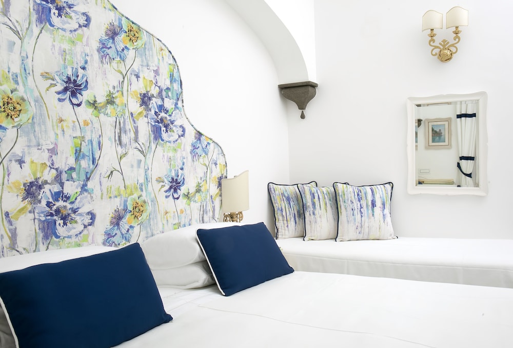 Classic Double or Twin Room, Terrace - Photo 1