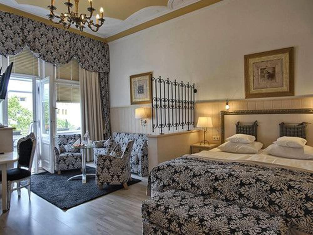 Superior Double Room, Balcony photo 2