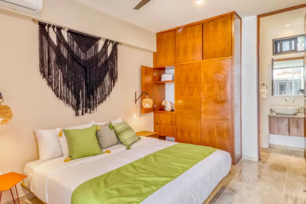 Premium Apartment, 1 Bedroom, Private Pool, Pool View