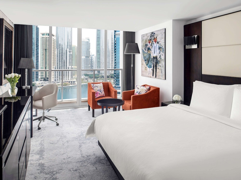 Superior Room, 1 King Bed, Lake View (Free Beach Access) photo 1
