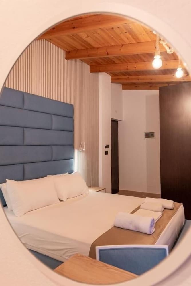 Double Room, Hot Tub photo 2