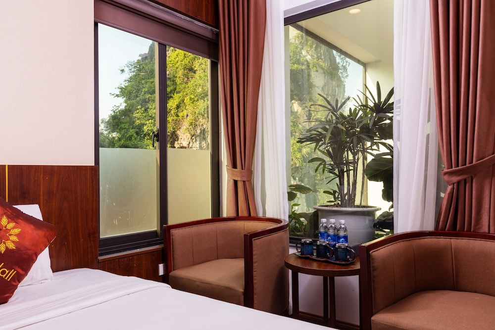 Deluxe Triple Room photo 3