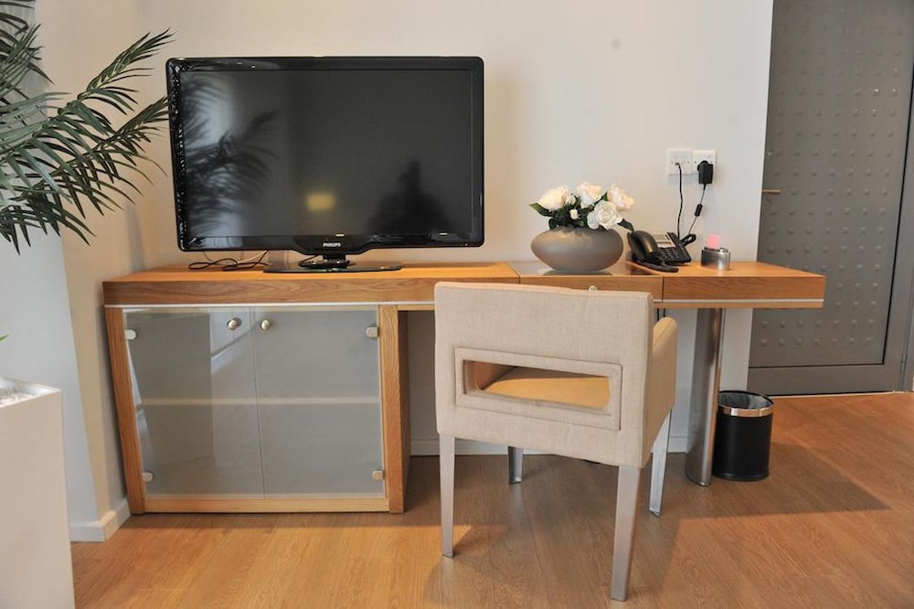 Studio, Garden Area - Photo 4