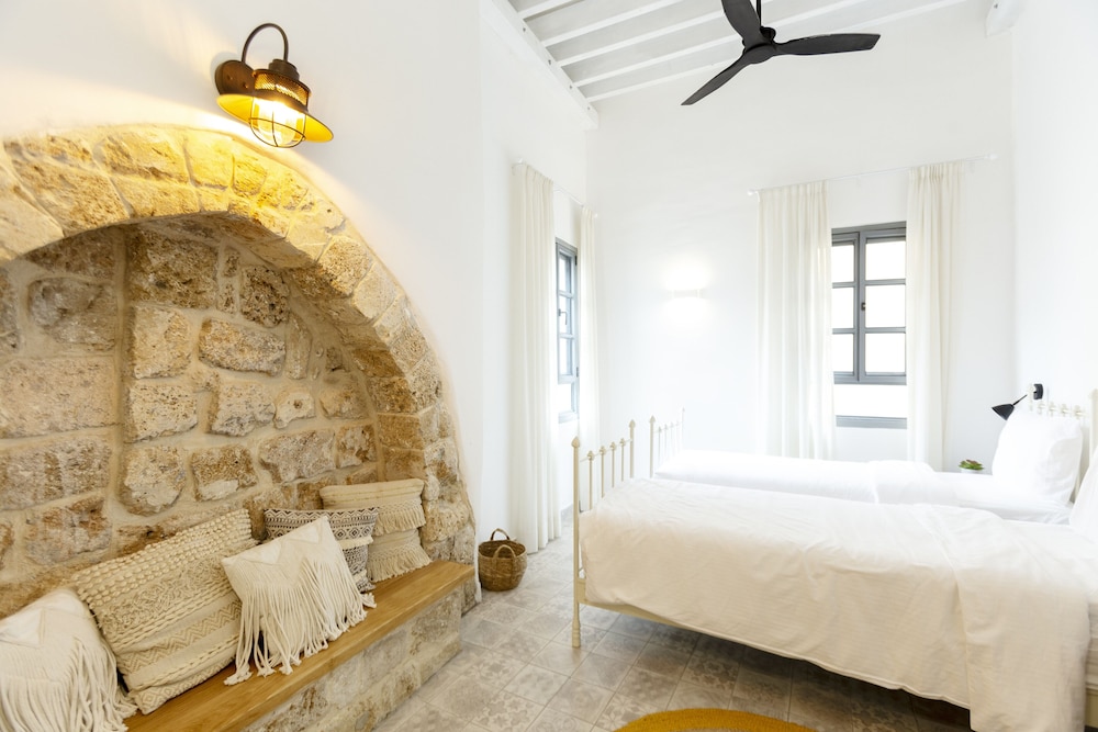 City Apartment, 2 Bedrooms, Courtyard Area photo 1