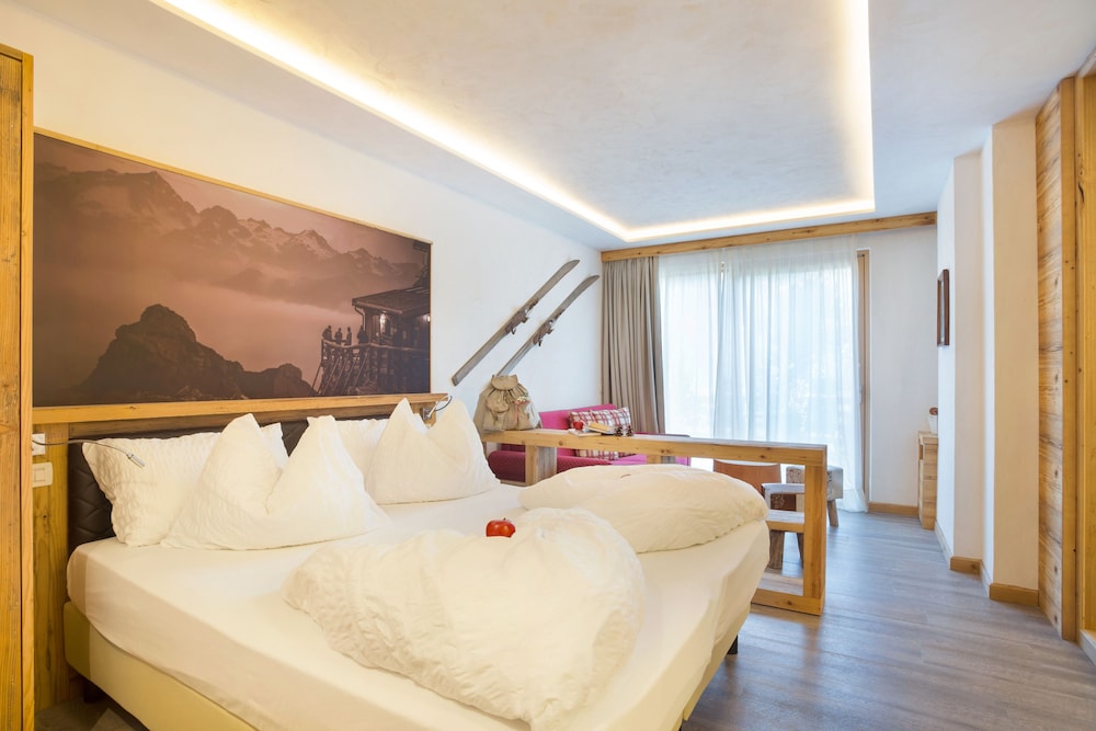 Superior Quadruple Room photo 2