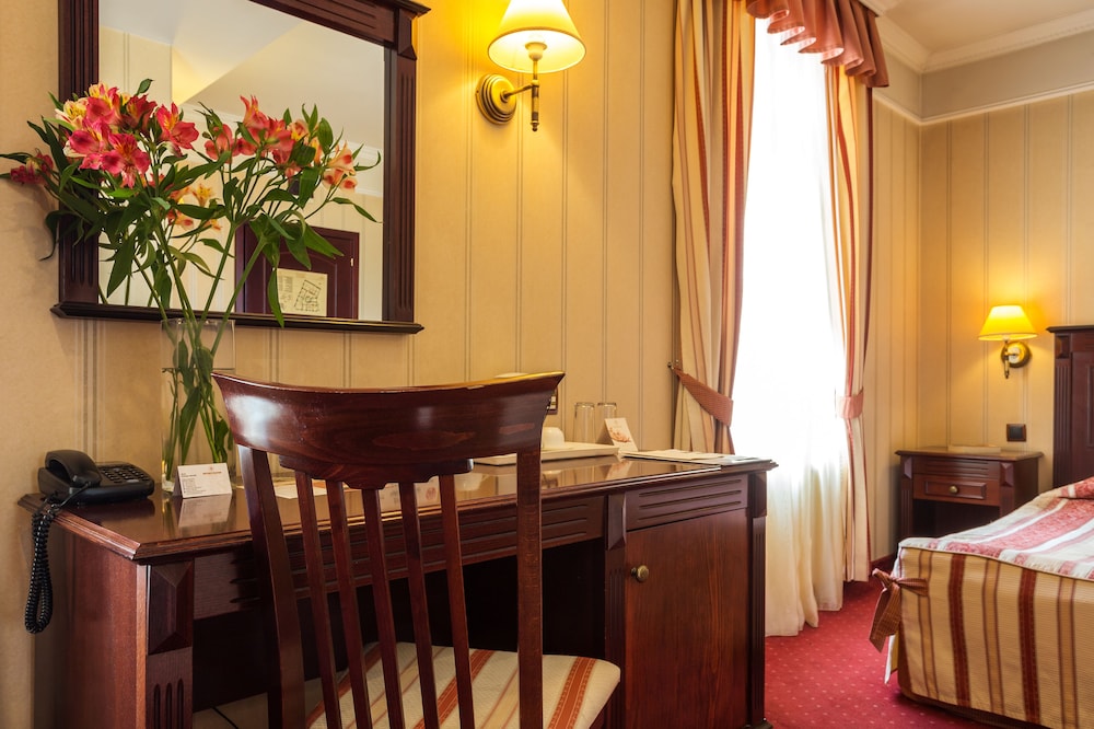 Standard Double Room photo 2