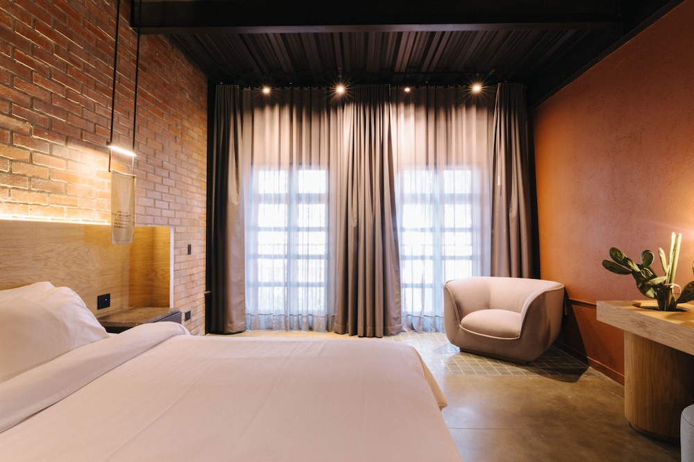 Executive Room, Balcony - Photo 2