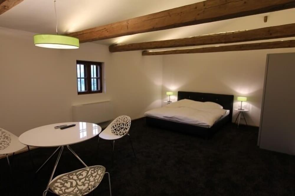 Apartment (Green) photo 1