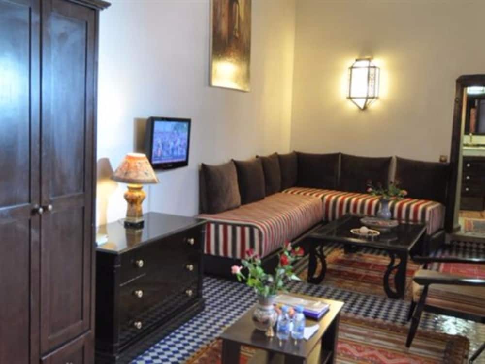 Senior Suite, 1 Bedroom, Private Bathroom (Tahar Ben Jelloun)