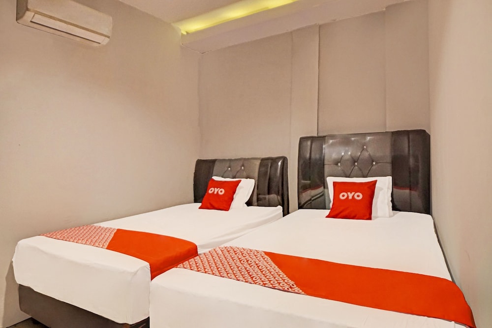 Standard Twin Room - Photo 5