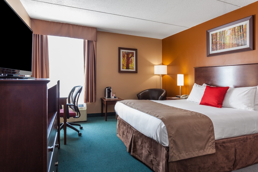 Suite, 1 King Bed, Non Smoking