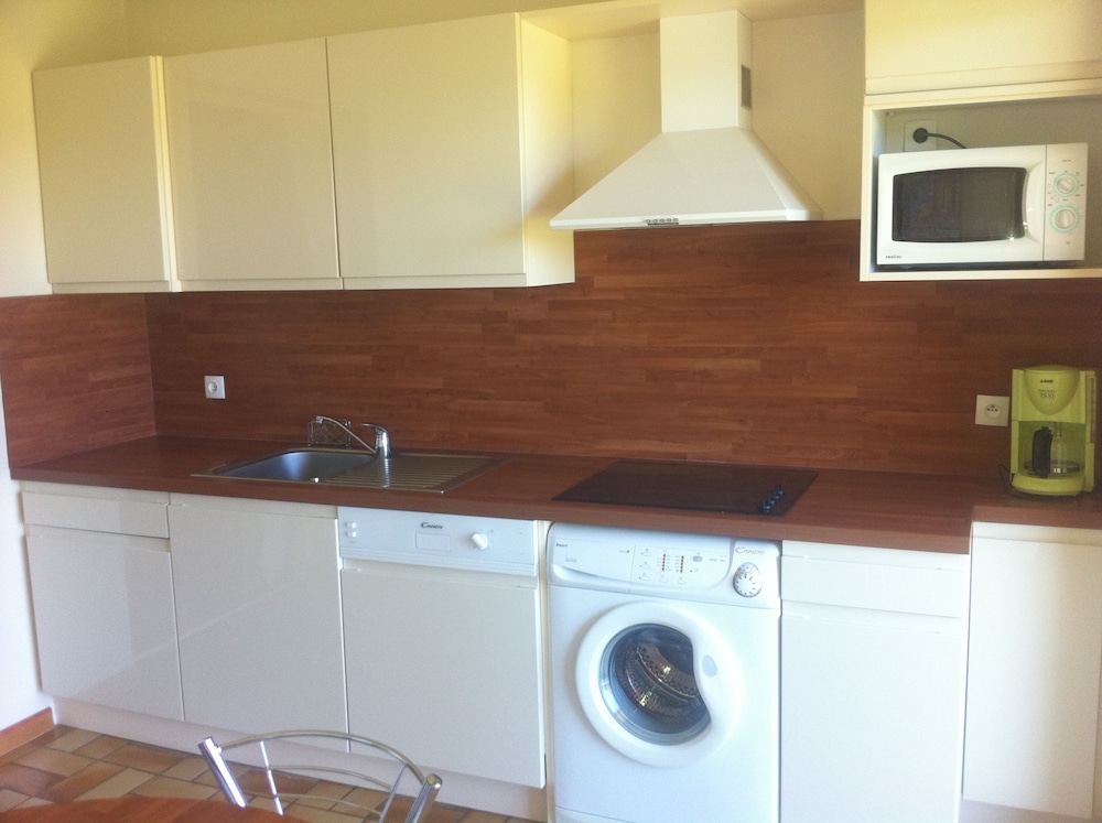 Family Apartment photo 3