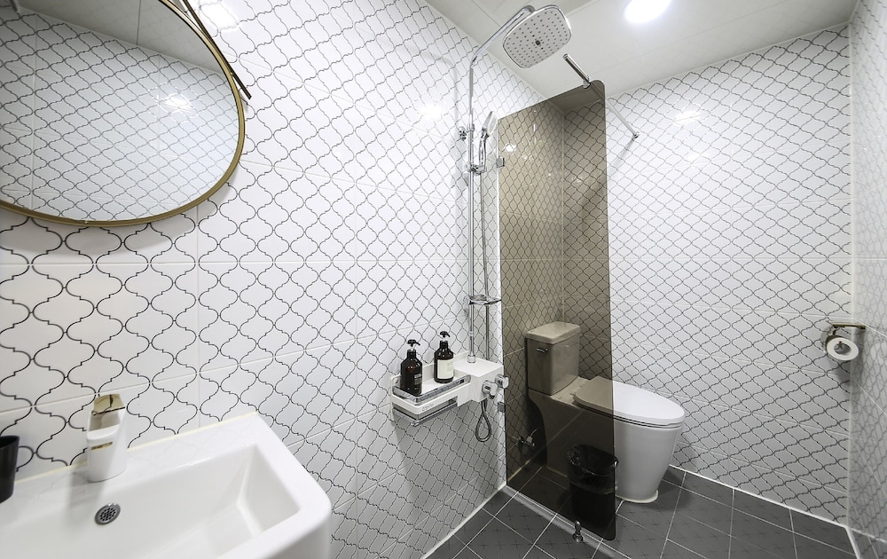 Premium Twin Room photo 3