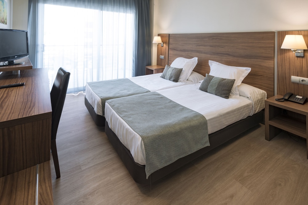 Standard Double Room - Photo 1