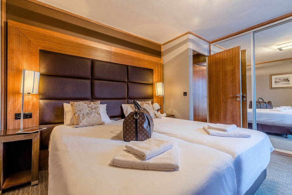 Suite familiale en duplex (2 adultes et 2 enfants) photo 1