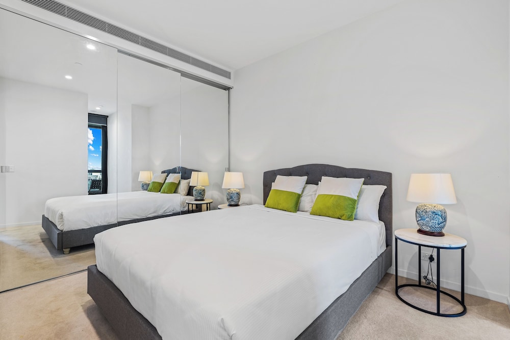 One Bedroom Apartment - Photo 1