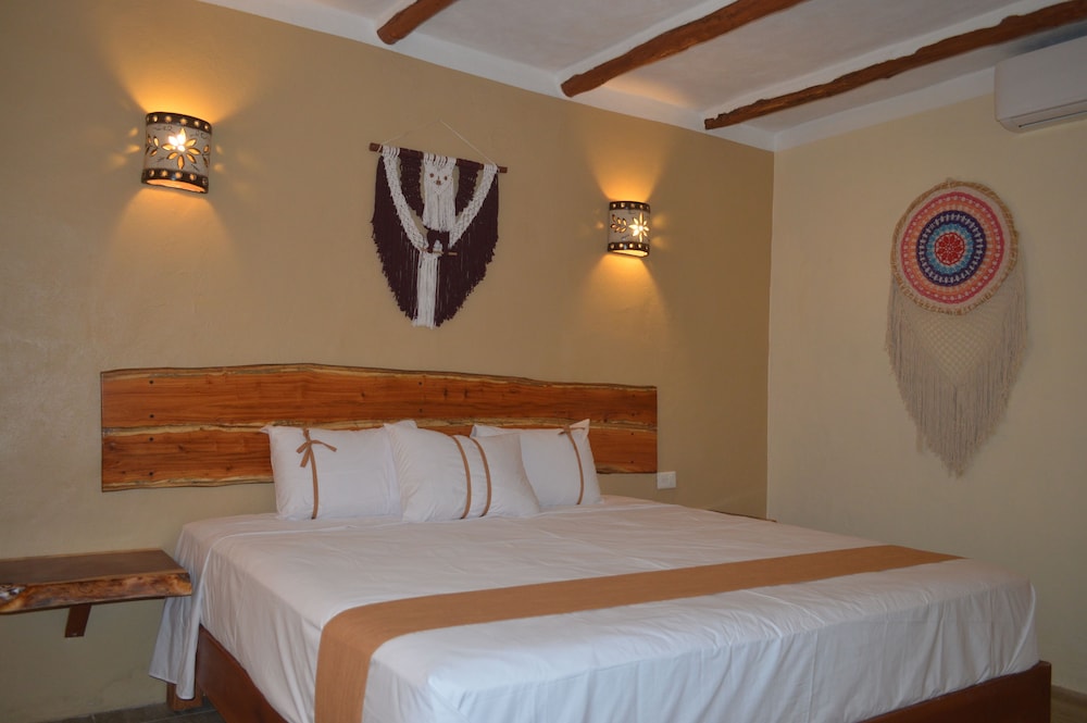Classic Double Room, 2 Double Beds photo 2
