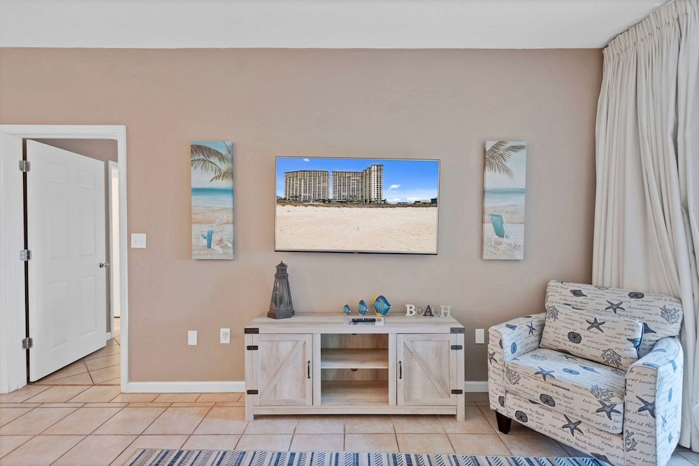 Spacious 3BR Resort Condo Steps From Gulf Beach, Foto 13