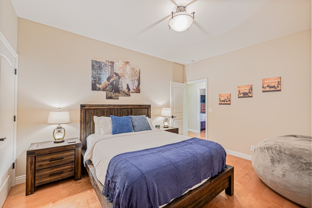 House (4 Bedrooms) photo 2