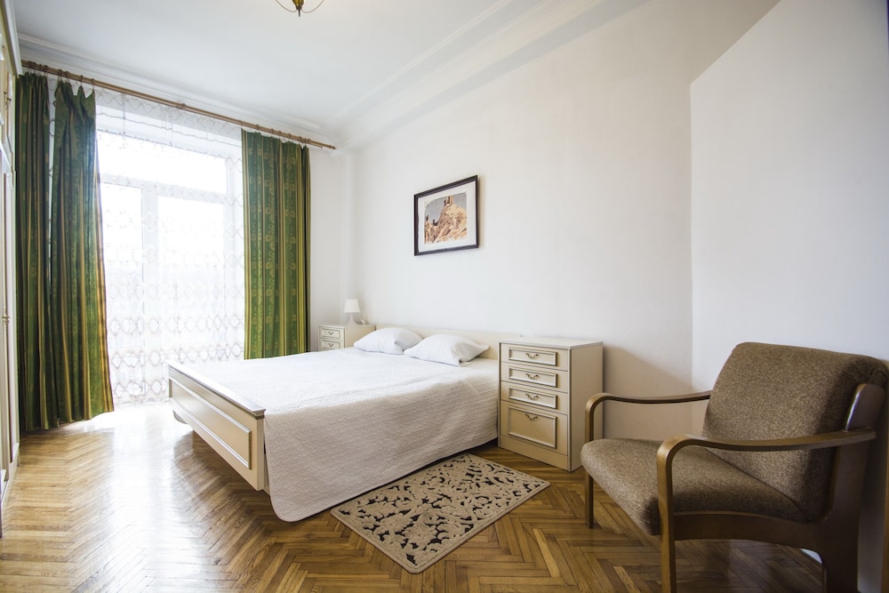 Basic Apartment (Leningradskaya, 1a) photo 1