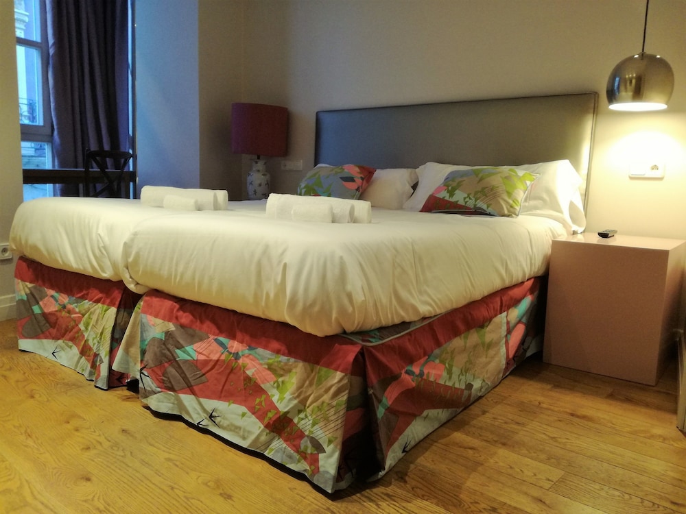 Double Room - Photo 6