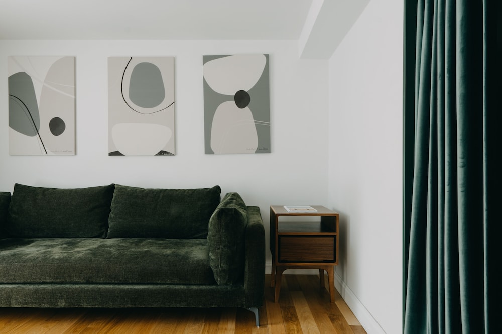Suite - Photo 5