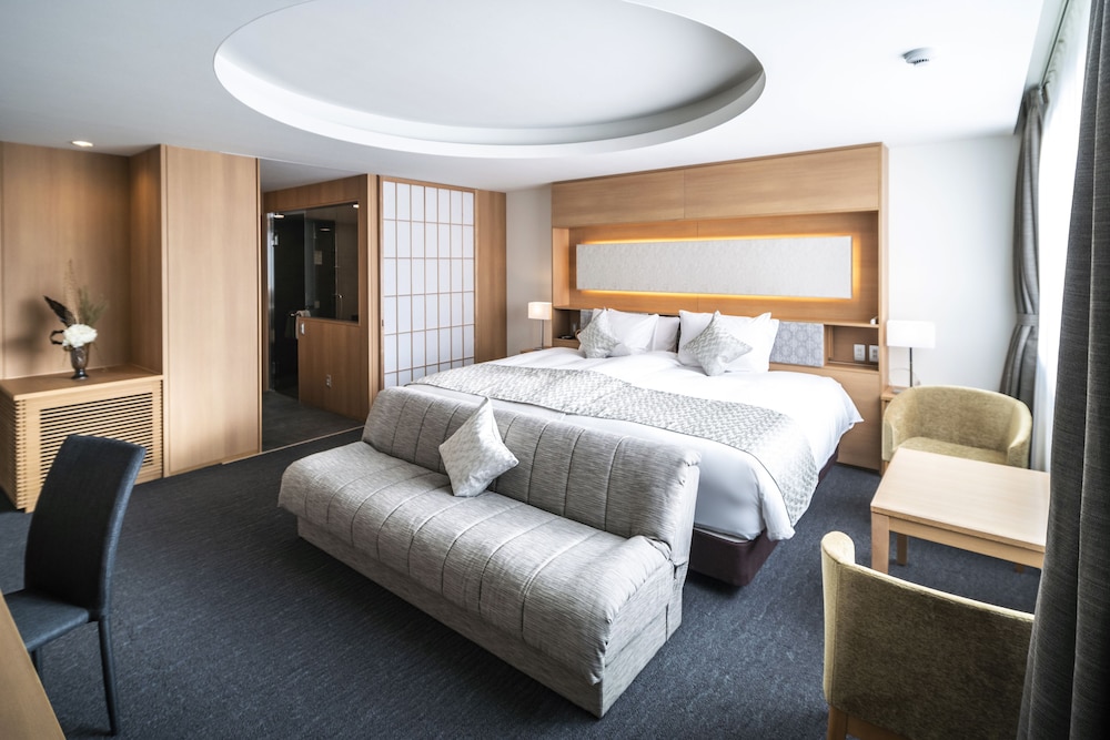 Deluxe Twin Room, Multiple Beds, Frosted Glass, Non Smoking photo 3
