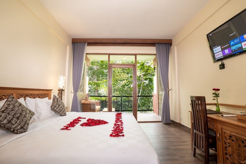Deluxe Double Room, River View