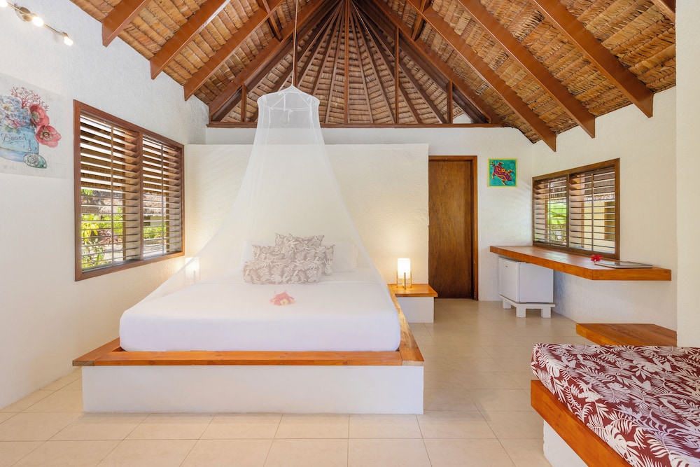 Bungalow, Beachfront - Photo 3