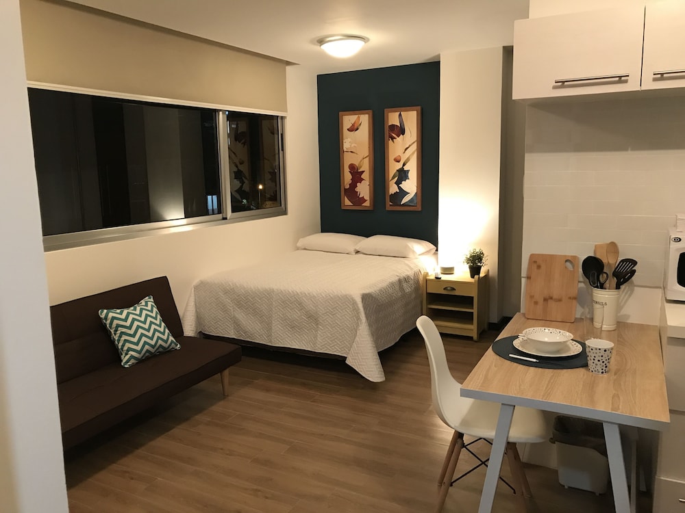 Basic Apartment, 1 Double Bed with Sofa bed, Non Smoking photo 2