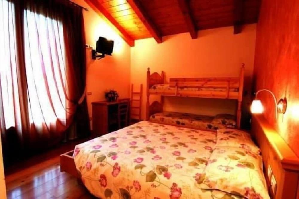 Comfort Quadruple Room photo 3