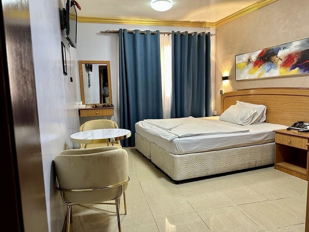 Standard Double or Twin Room photo 2