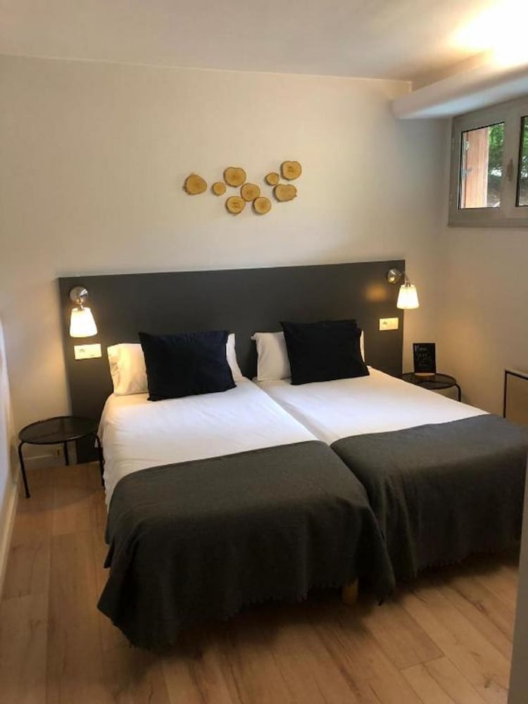 Economy Double Room, 2 Twin Beds