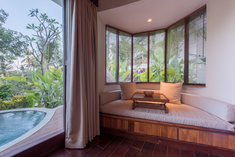 Courtyard Villa - Photo 3