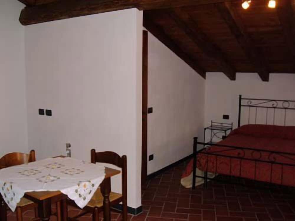 Family Quadruple Room - Photo 16