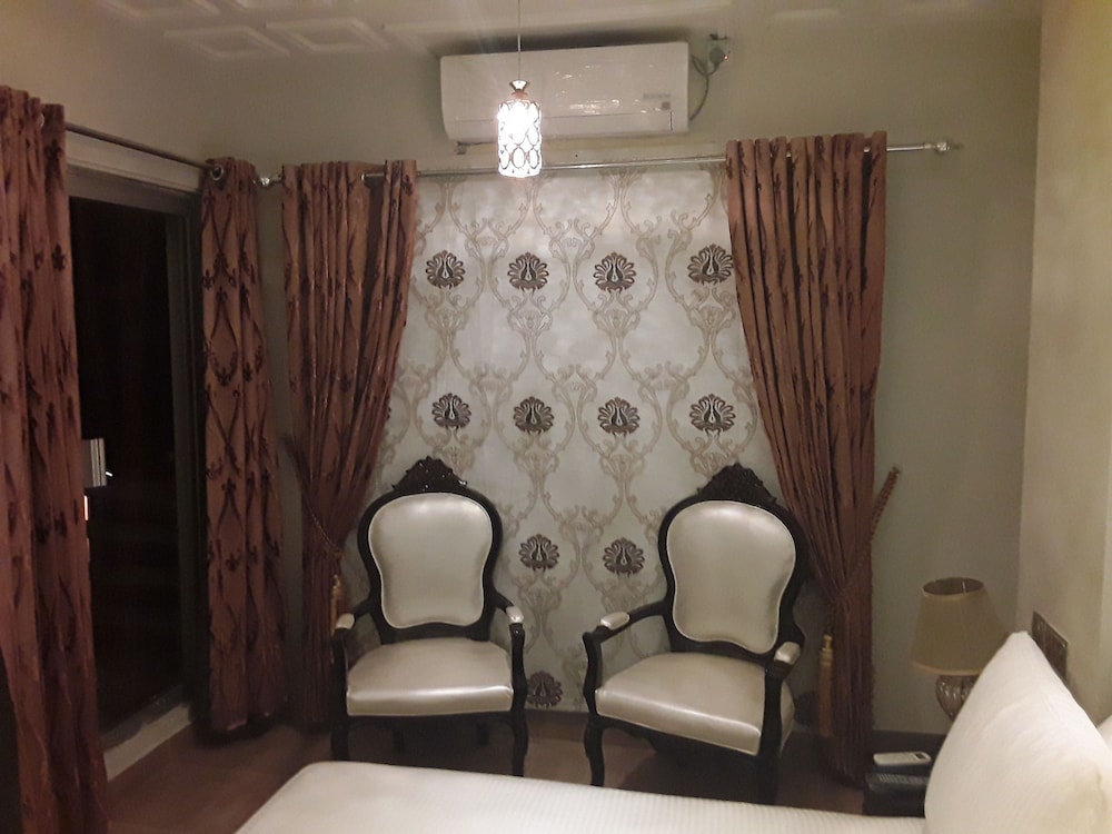 Deluxe Double Room photo 3