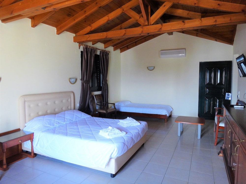 Family Room, 1 Bedroom (Separate)