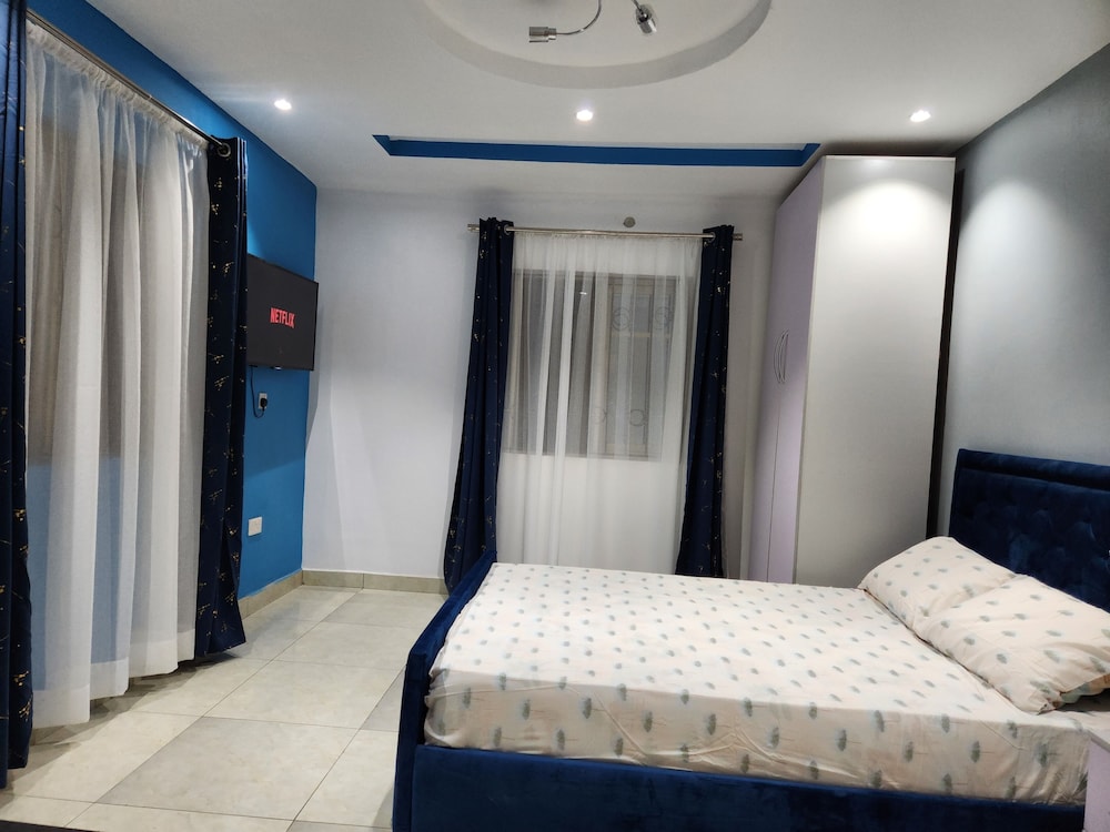 Executive Apartment photo 2