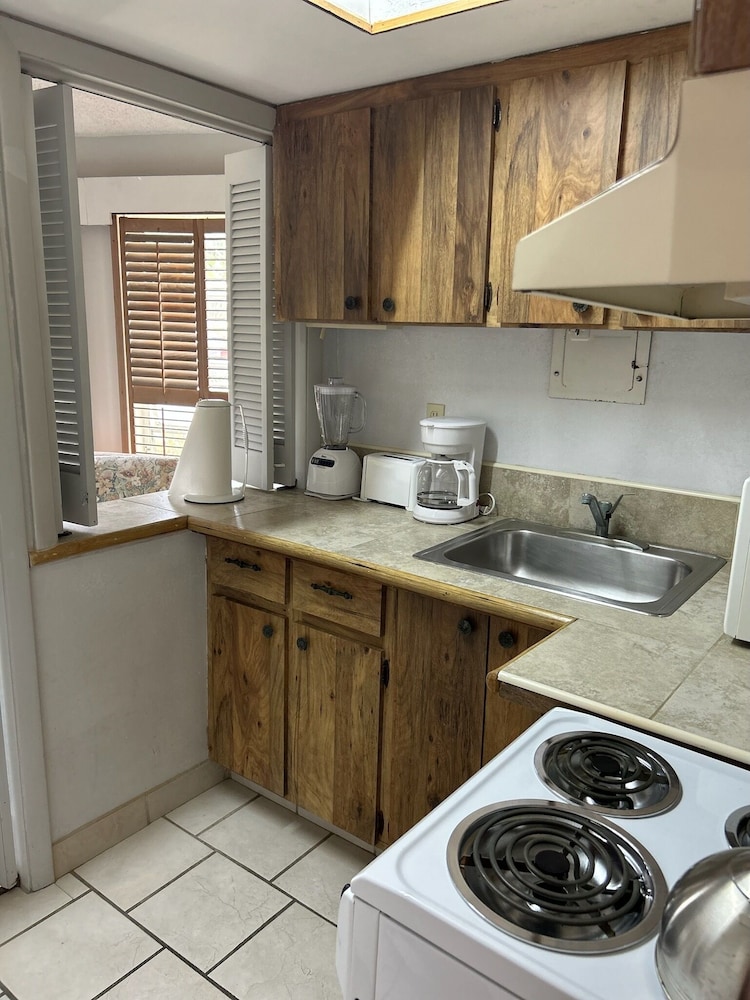 Enhanced One Bedroom Suite photo 3