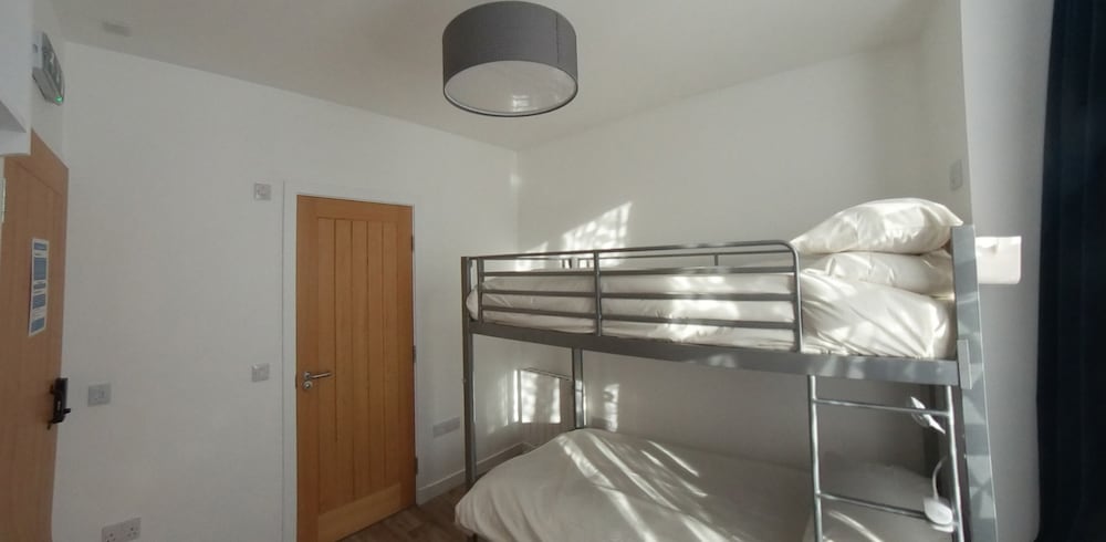 Twin Room, 1 Bedroom, Private Bathroom (Room1) photo 1