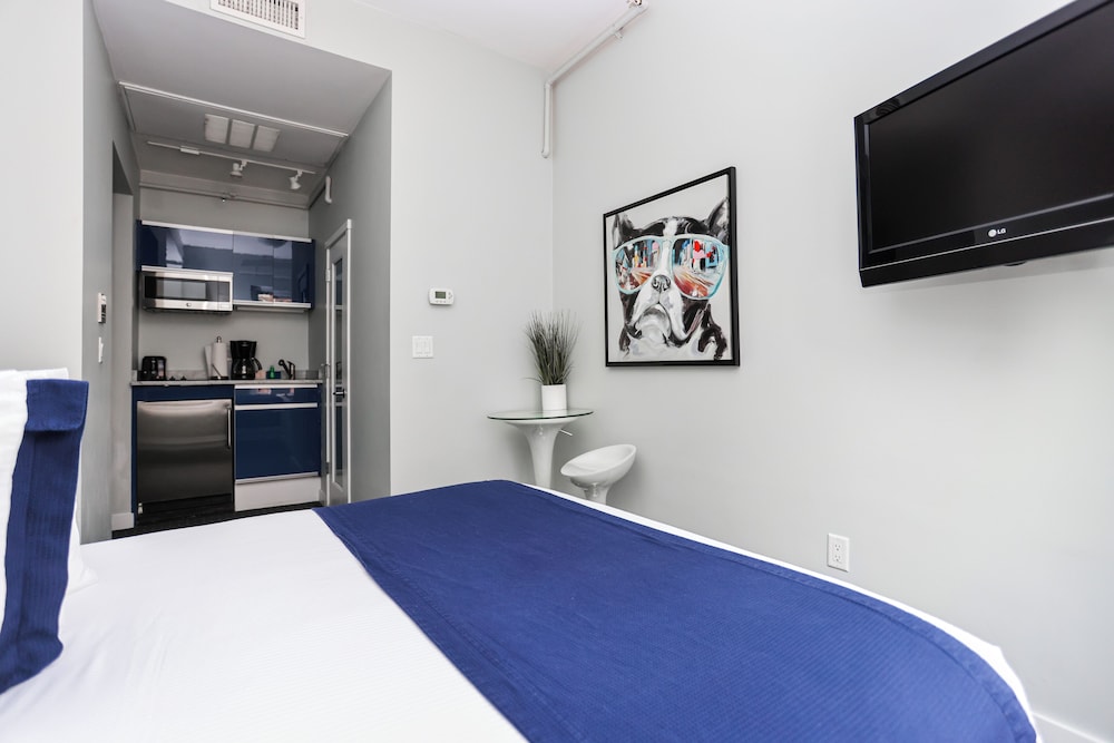 Economy Room photo 3