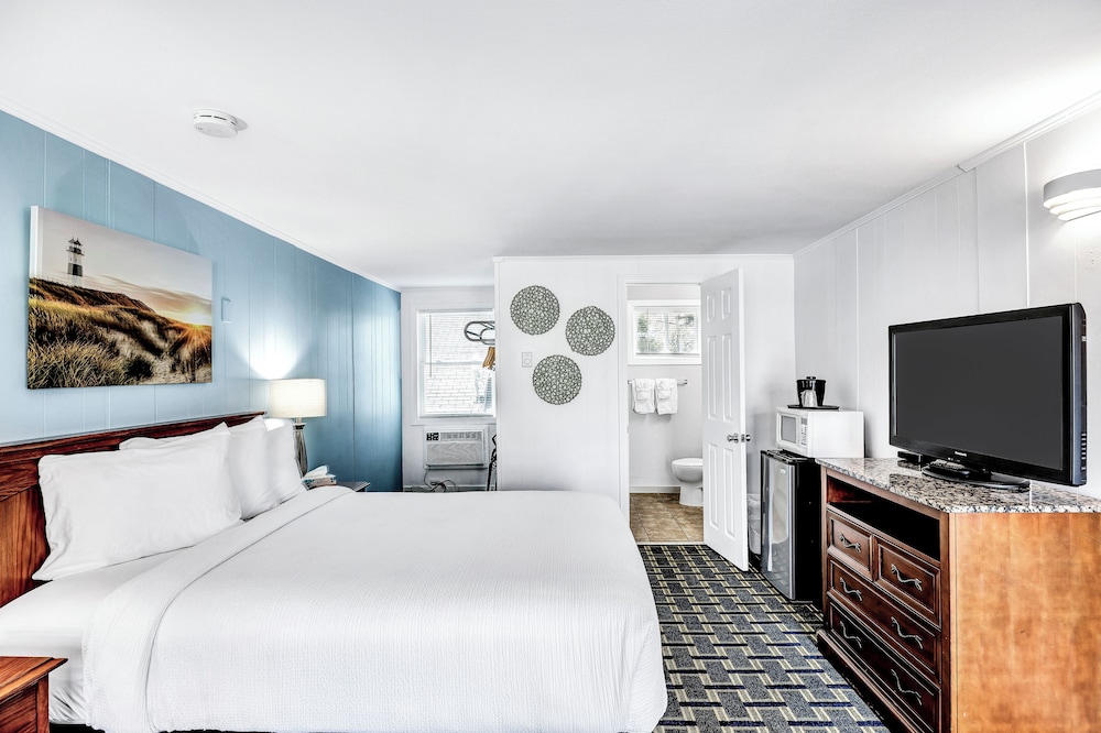 Standard Room, 1 Queen Bed - Photo 6