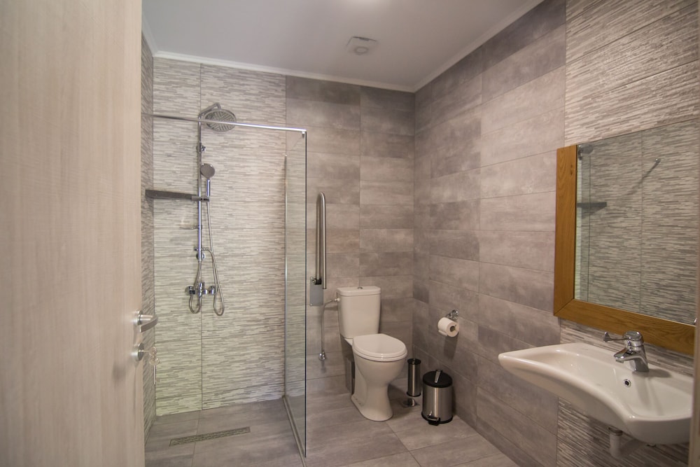 Deluxe Suite photo 2