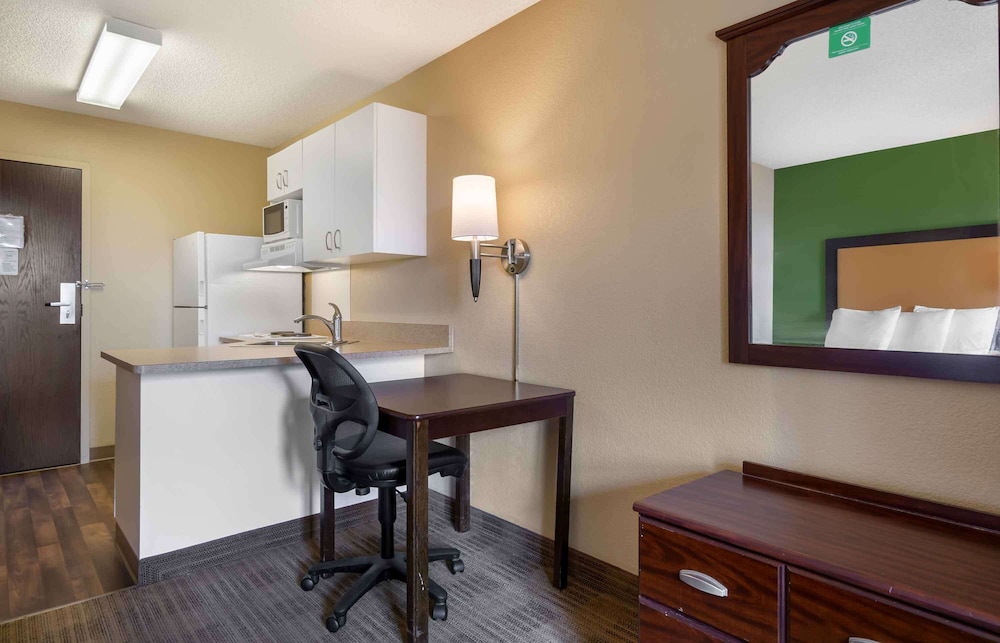 Studio, 2 Double Beds, Non Smoking - Photo 4