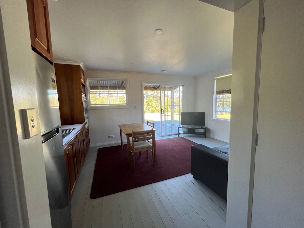 Basic Apartment, 1 Bedroom (The Blackwood) photo 3