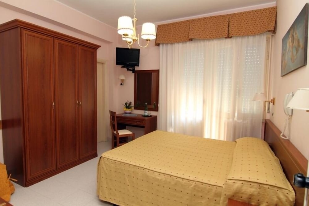 Double Room Single Use photo 3