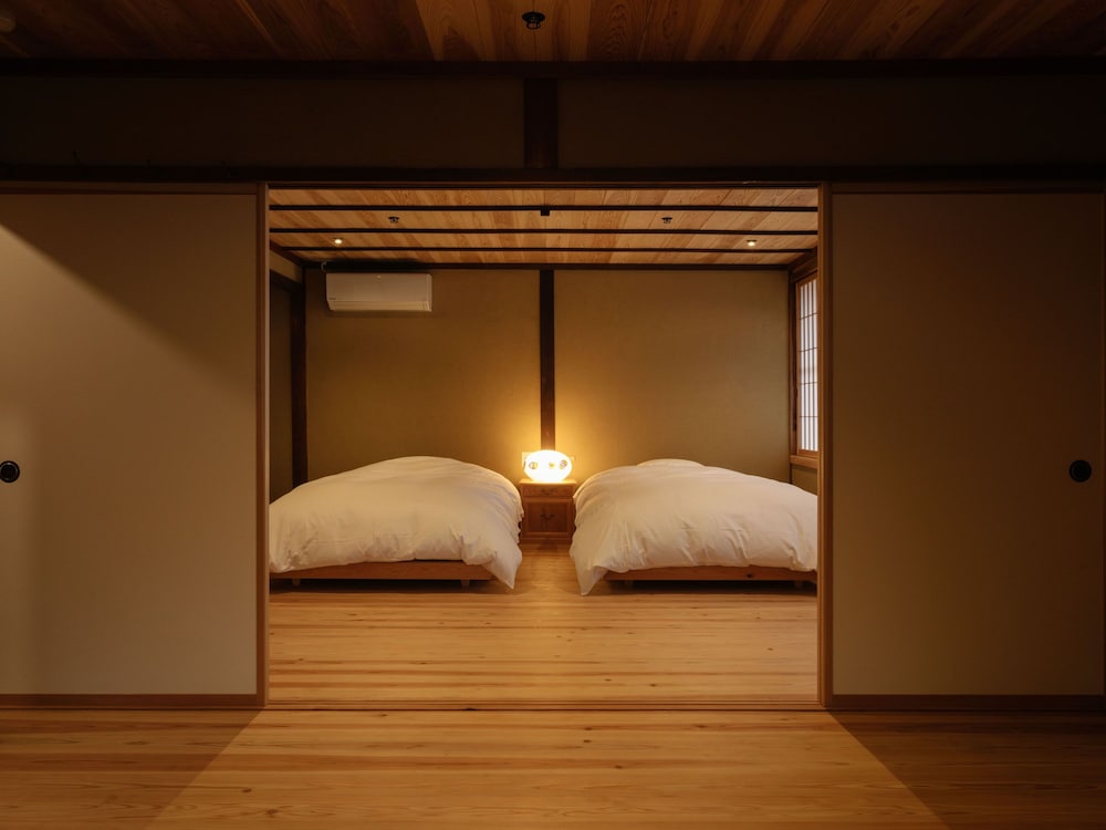 Room, 39sqm, Max. 2 people, 2 Semi-double beds, Non Smoking photo 3
