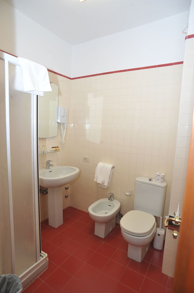 Family Quadruple Room, Tower - Photo 4