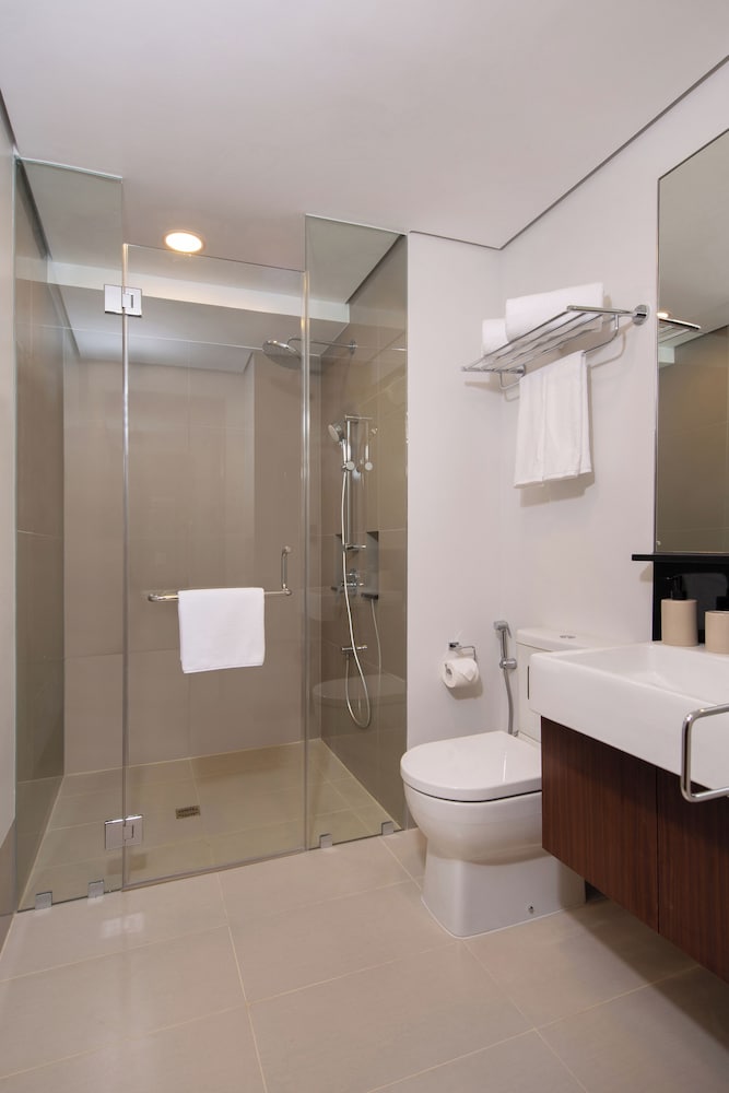 Premier Suite, 2 Bedrooms - Photo 7