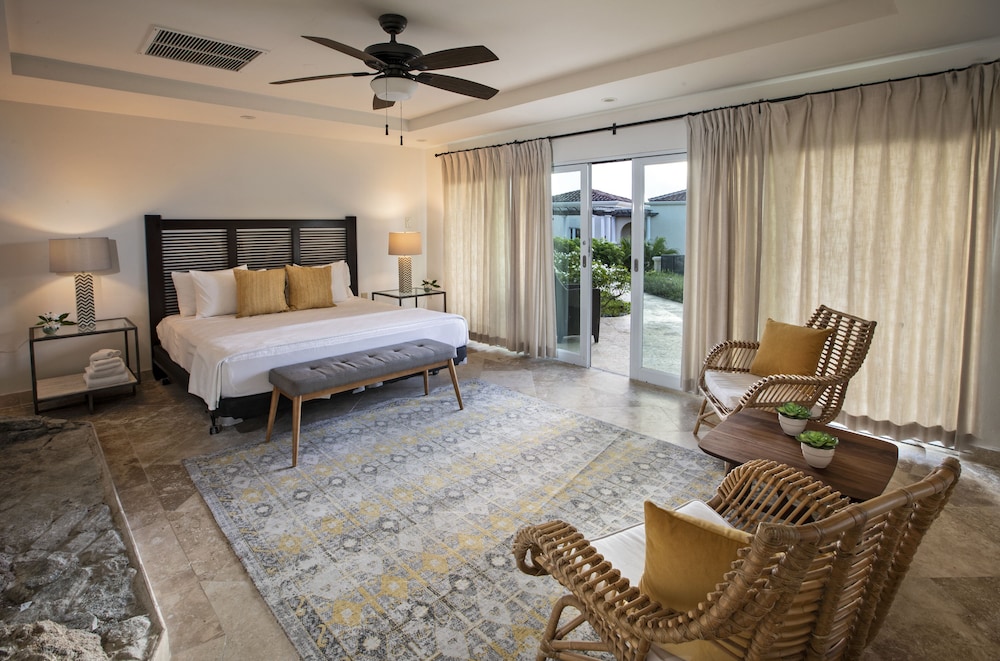 Luxury Villa (Inquire Today about last minute disco) photo 1